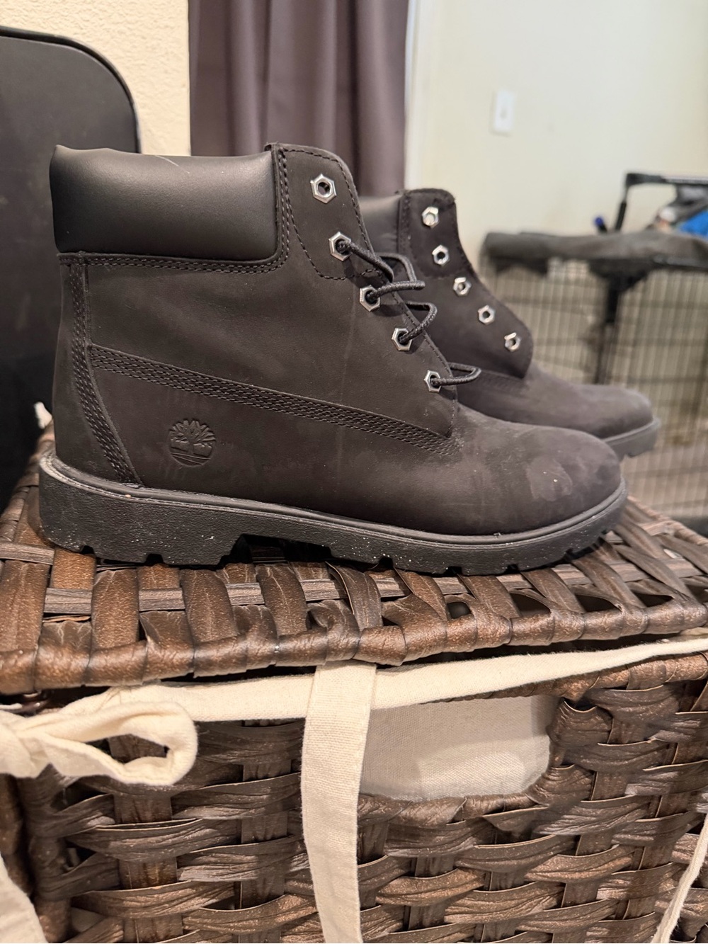Timberland Black Nubuck Waterproof Kids Size 7